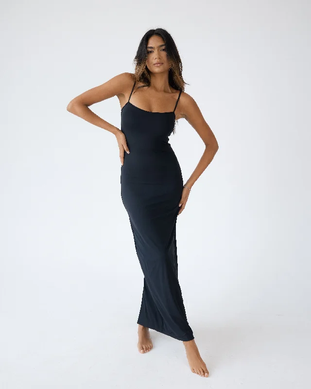 maxi dresses for all seasons and occasionsBrami Maxi Dress