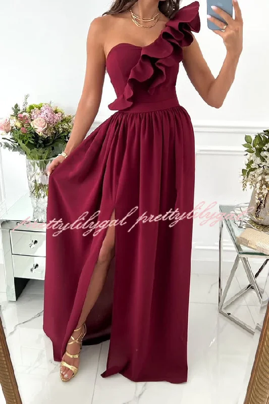 maxi dresses for outdoor weddingsDarling Muse Ruffle One Shoulder Maxi Dress