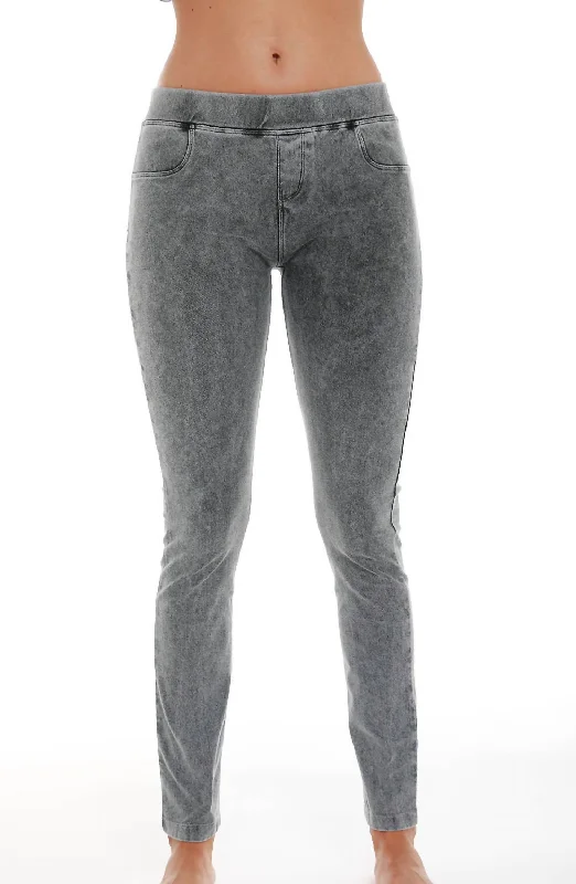 women's elastic waist pantsHigh Rise Capri In Charcoal