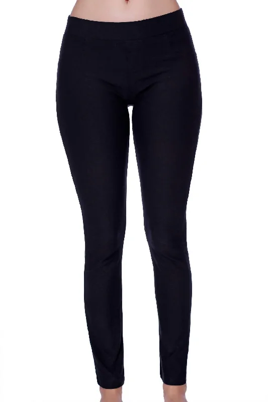 women's petite pantsLow Rise Capri In Black