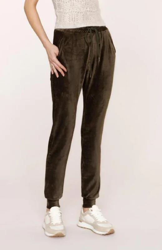 women's high-waisted pantsMalia Jogger In Olive