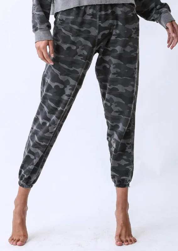 women's cycling pantsWomen's Ester Sweatpants In Camo Shadow