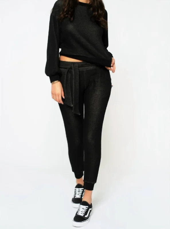 women's straight-leg pantsWomen's Roma Jogger In Black